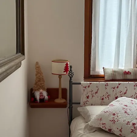 Maison Le Betulle Elegant Apartment Courmayeur